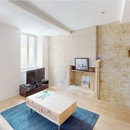 Charme, & A Pied בית נופש