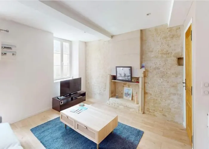 Charme, & A Pied Ferienhaus